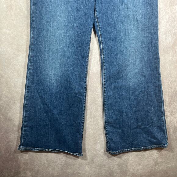 Levi's Ribcage Bell Bottom Jeans Womens 32 Blue Medium Wash Denim Wide Leg - Picture 3 of 15